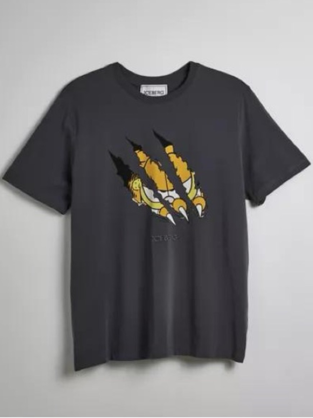 NWOT Urban Outfitters ICEBERG Garfield Claw Graphic Tee Size Large